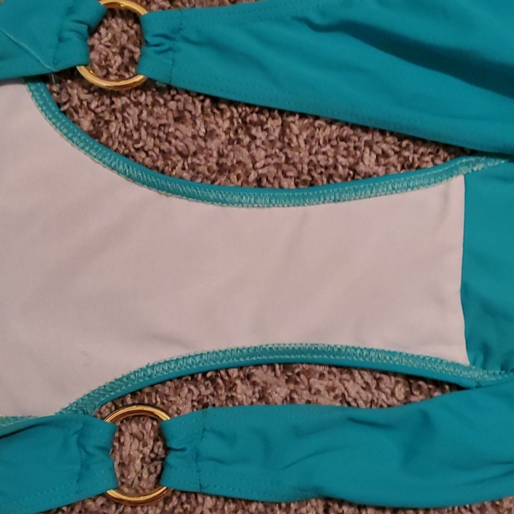 Bathing Suit - Picture 7 of 7